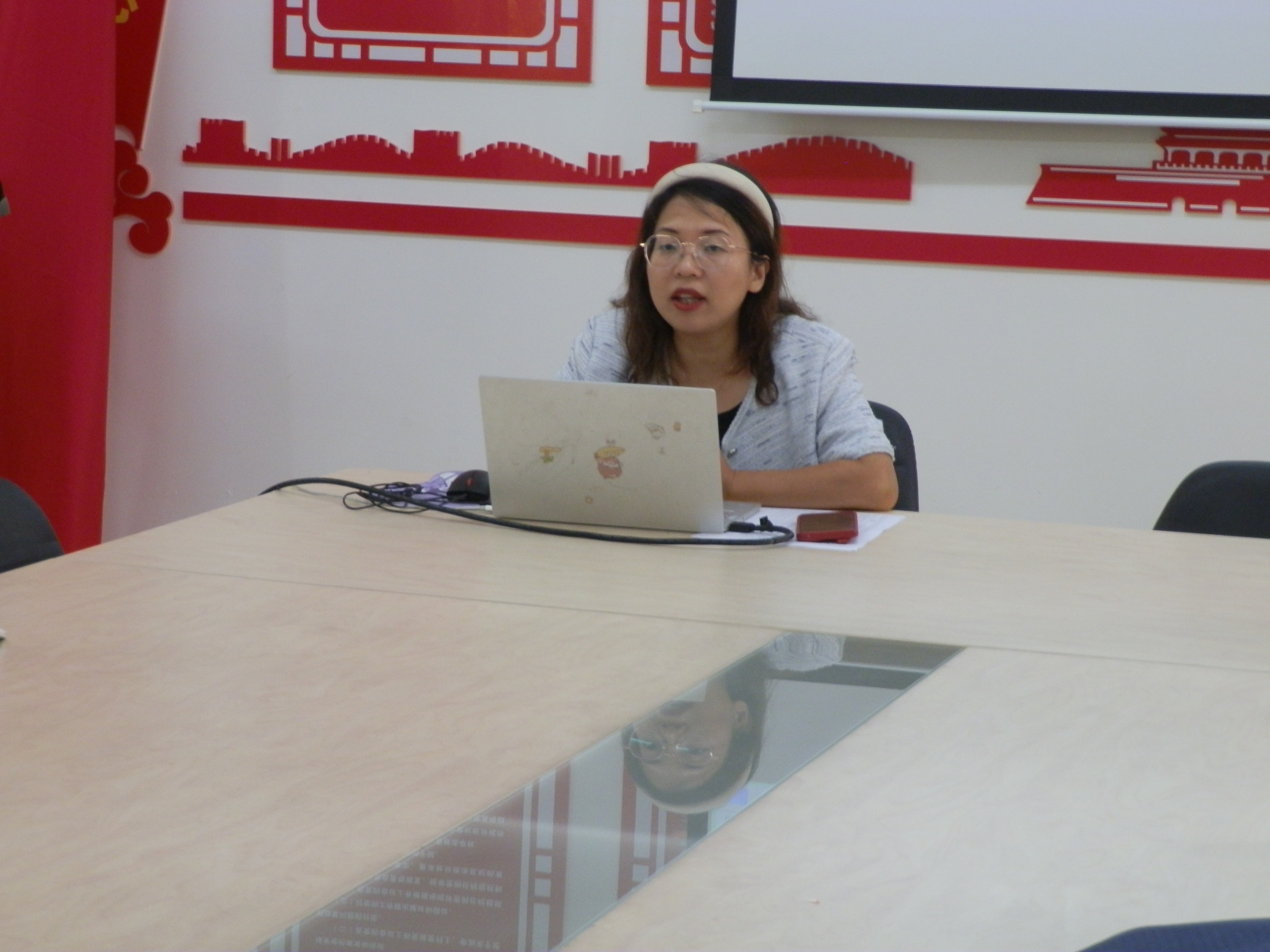 6995c8f65cdd44d451388f5e153e3ff1_