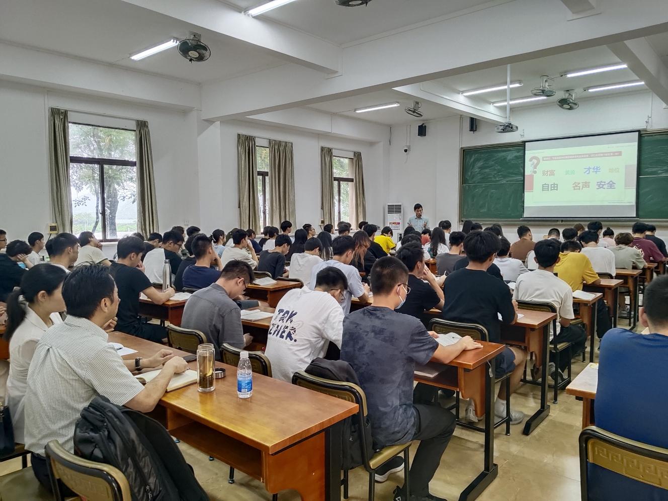 cff4cb4da79d01f2a621e629075b95c